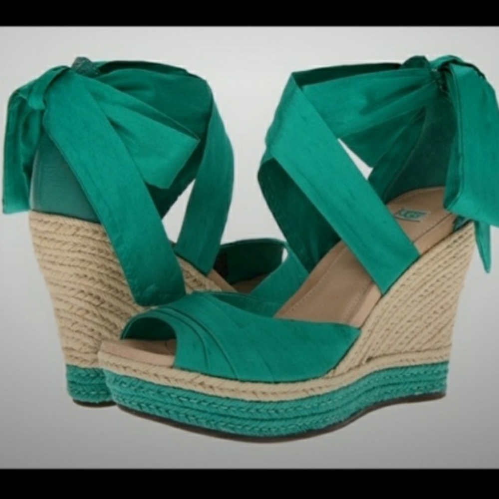 *UGG* Lucianna Espadrille, Wedge, Raw-Silk, Green